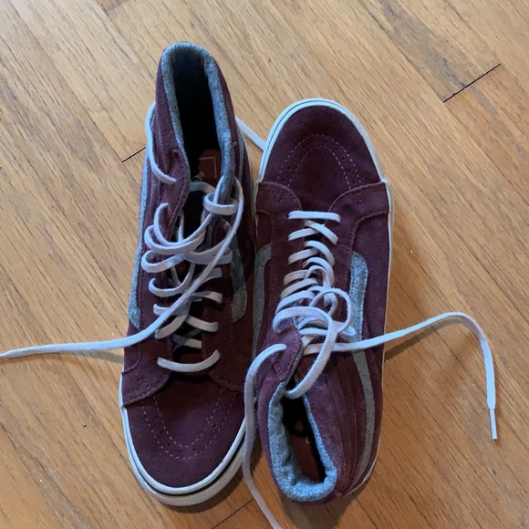 Vans high top maroon sneakers - Picture 4 of 6